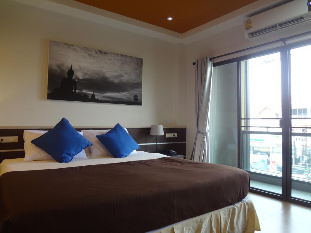 Sleep Tight Hotel Jomtien Beach Exterior photo