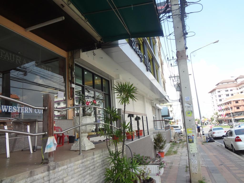 Sleep Tight Hotel Jomtien Beach Exterior photo