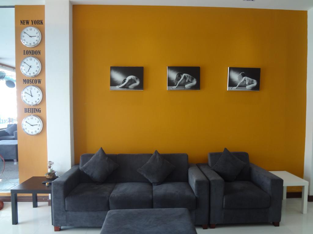 Sleep Tight Hotel Jomtien Beach Exterior photo